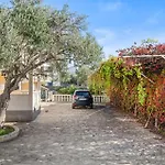 Awesome Apartment In Rogoznica With Wifi