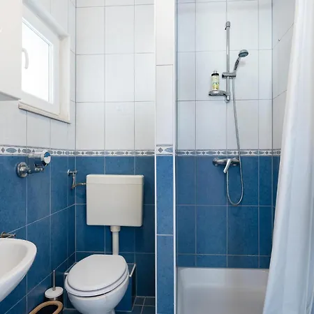 Apartament Awesome In With Wifi Rogoznica (Sibenik-Knin)
