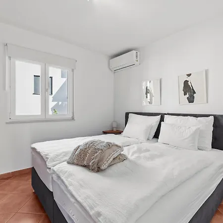 Awesome In With Wifi * Rogoznica (Sibenik-Knin)