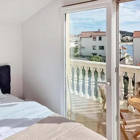 Apartment 2 Bedroom In